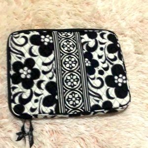 It’s black and white it’s a laptop case